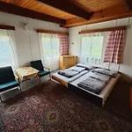 Bungalovy Roznov بيت للعطل Rožnov pod Radhoštěm